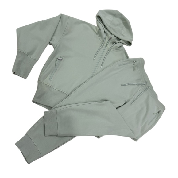 Old Navy Tops - NWOT Old Navy Dynamic Fleece Set – Full Zip Hoodie + High-Waisted Joggers Large